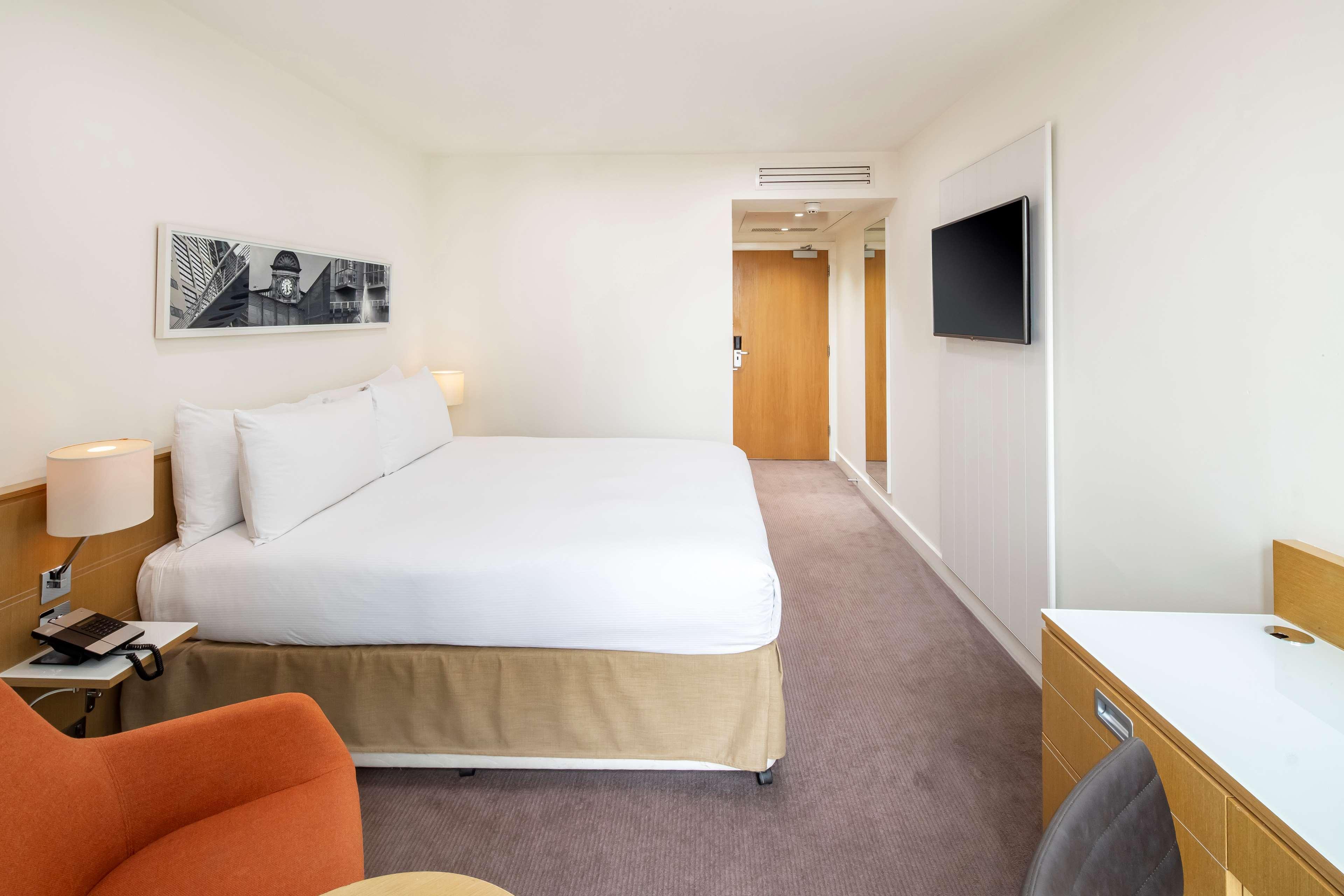 Doubletree By Hilton Piccadilly Hotel 4*